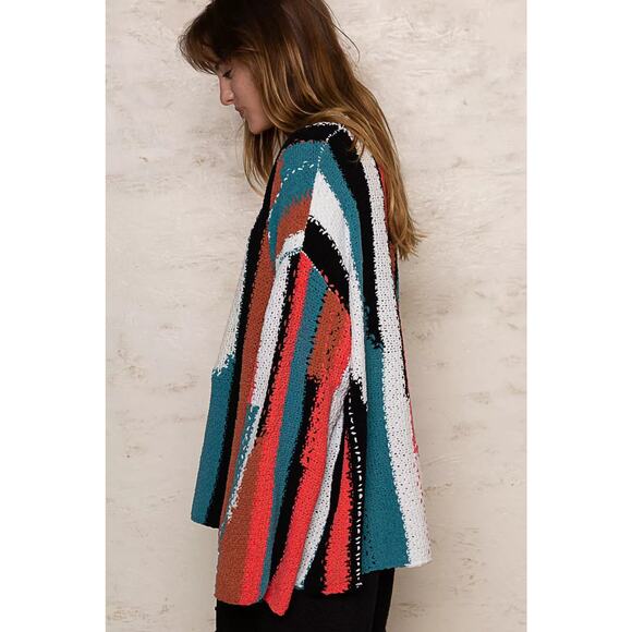 POL Geometric Color Block Design Round Neckline Oversized Sweater | Red/Ivory - Picture 7 of 9